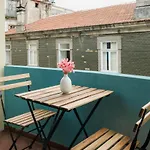 Sunny And Spacious House, 4bd 3bath Downtown شقة
