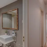 Sunny And Spacious House, 4bd 3bath Downtown