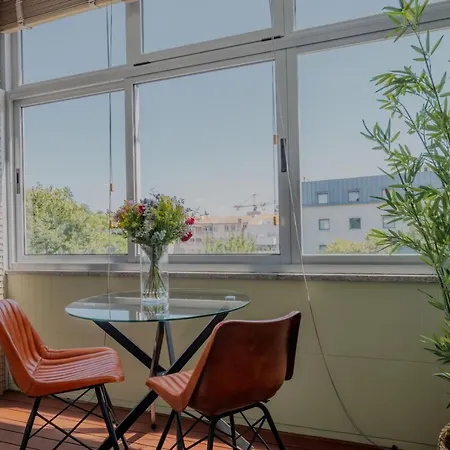 Sunny And Spacious House, 4bd 3bath Downtown 아파트