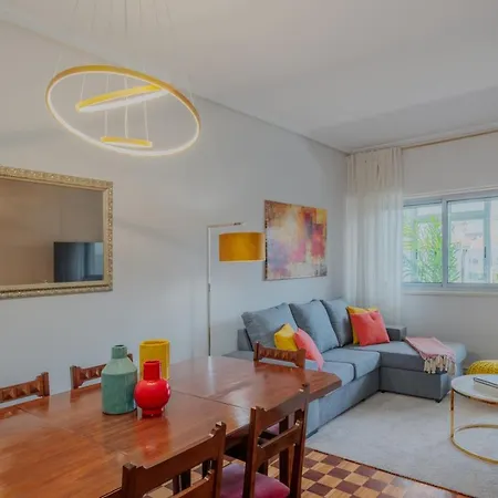 Sunny And Spacious House, 4bd 3bath Downtown * 포르투