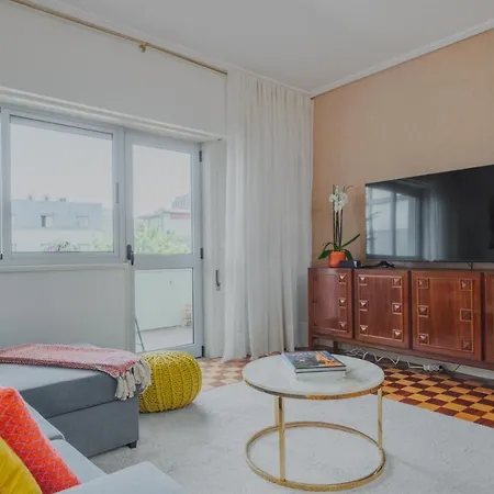Apartamento Sunny And Spacious House, 4bd 3bath Downtown *