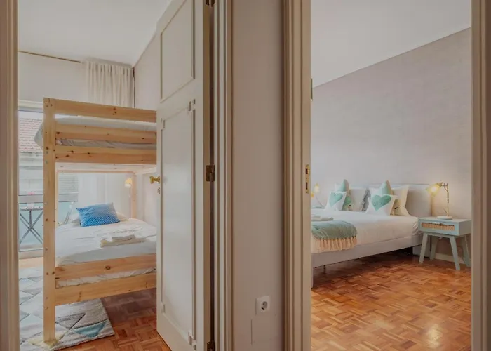 Sunny And Spacious House, 4bd 3bath Downtown شقة بورتو