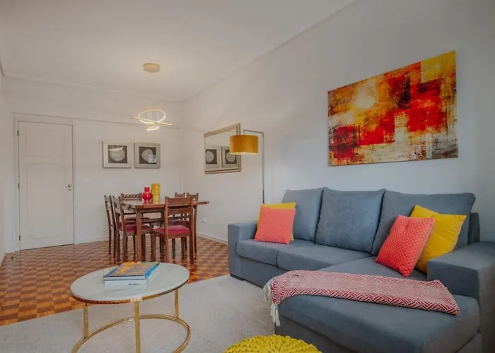 شقة Sunny And Spacious House, 4bd 3bath Downtown