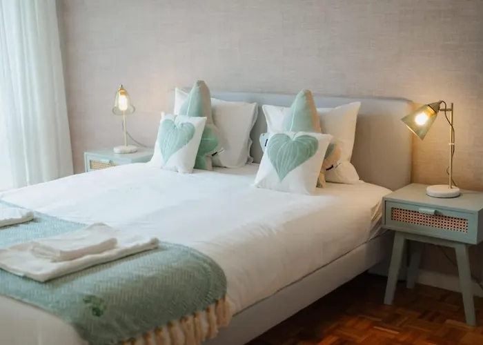 Sunny And Spacious House, 4bd 3bath Downtown 公寓 *