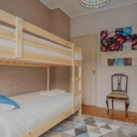 Sunny And Spacious House, 4bd 3bath Downtown * Porto